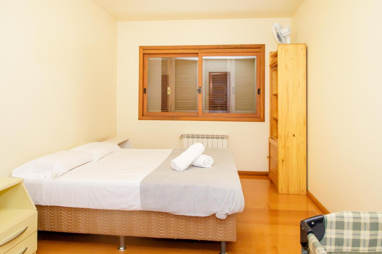 Apartamento Amplo E Aconchegante Na Av Das Hortencias No Centro De Gramado Exterior foto