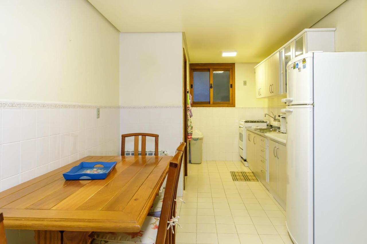 Apartamento Amplo E Aconchegante Na Av Das Hortencias No Centro De Gramado Exterior foto