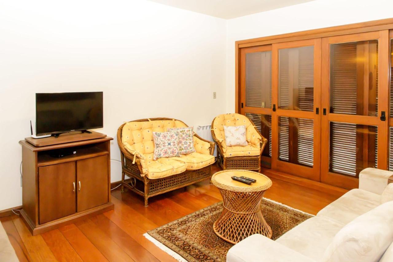 Apartamento Amplo E Aconchegante Na Av Das Hortencias No Centro De Gramado Exterior foto
