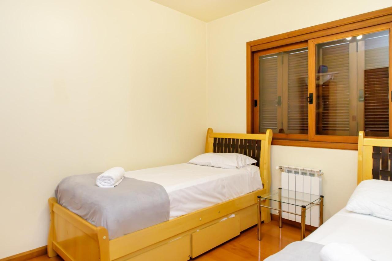 Apartamento Amplo E Aconchegante Na Av Das Hortencias No Centro De Gramado Exterior foto