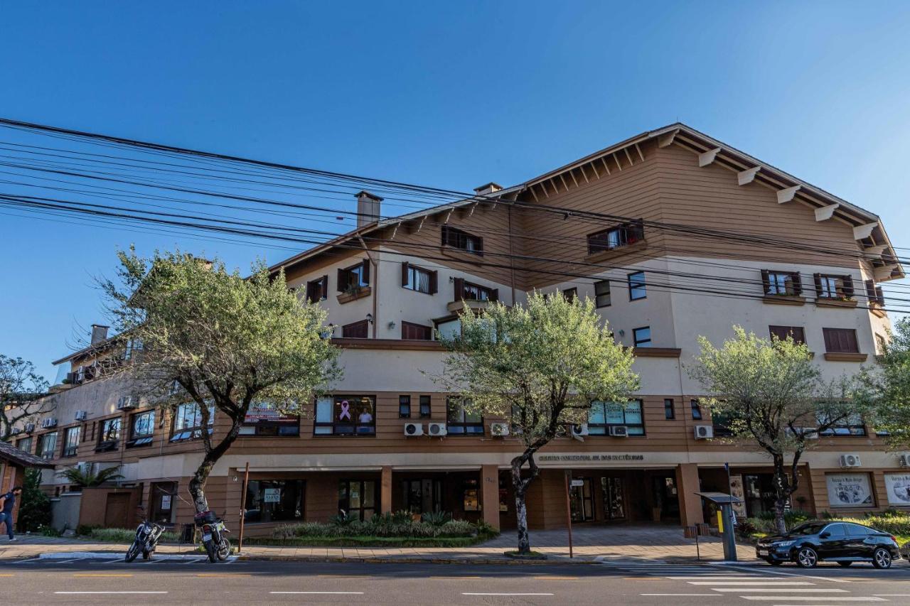 Apartamento Amplo E Aconchegante Na Av Das Hortencias No Centro De Gramado Exterior foto